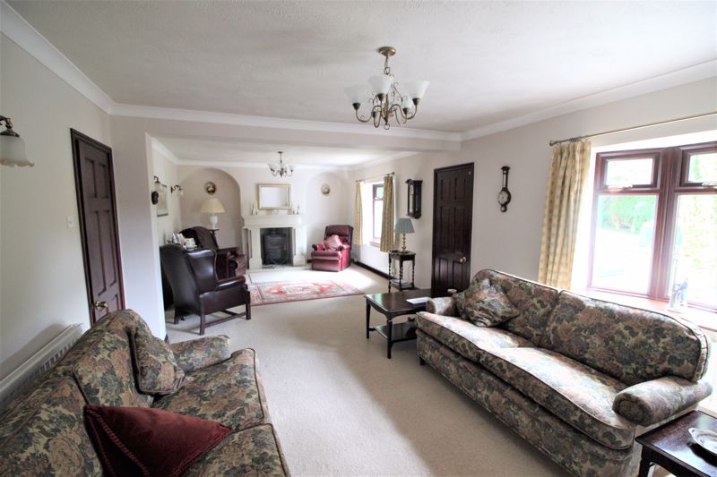 4 bed house for sale in Main Street, Newark, NG22  - Property Image 4