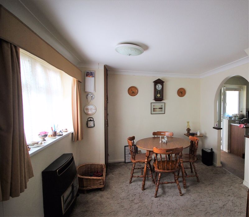 3 bed house for sale in Dove Croft, New Ollerton, NG22 5