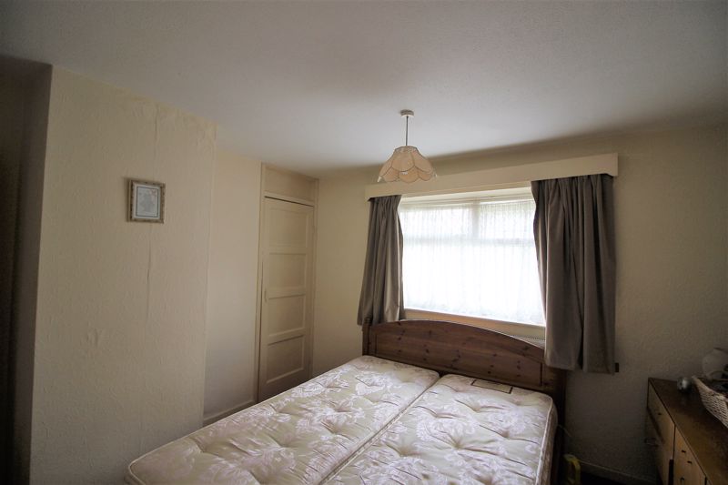 3 bed house for sale in Dove Croft, New Ollerton, NG22  - Property Image 9
