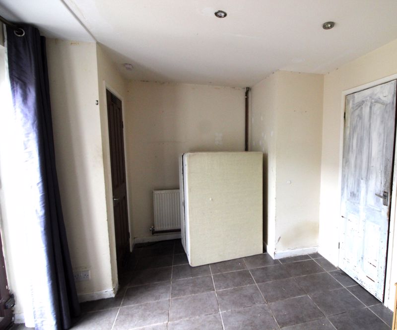 3 bed house for sale in Stuart Avenue, New Ollerton, NG22 5