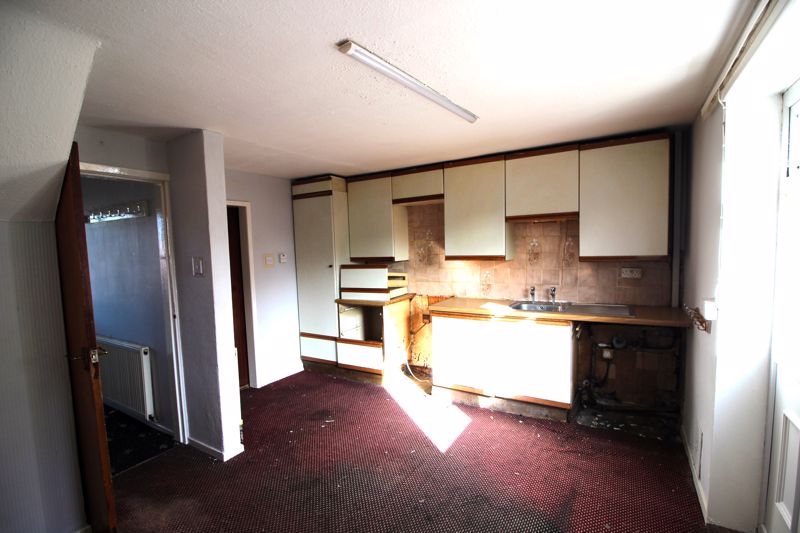 3 bed house for sale in Lawnwood Avenue, Elkesley, DN22  - Property Image 6