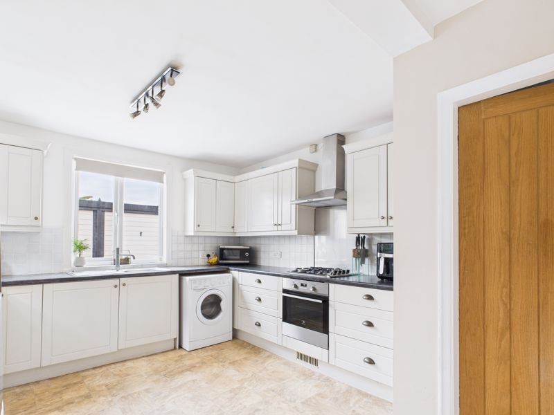 3 bed house for sale in Larch Road, Ollerton, NG22  - Property Image 7