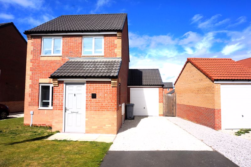 3 bed house for sale in Riverdale Road, Ollerton, NG22 1