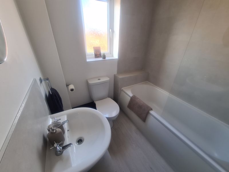 3 bed house for sale in Riverdale Road, Ollerton, NG22 12