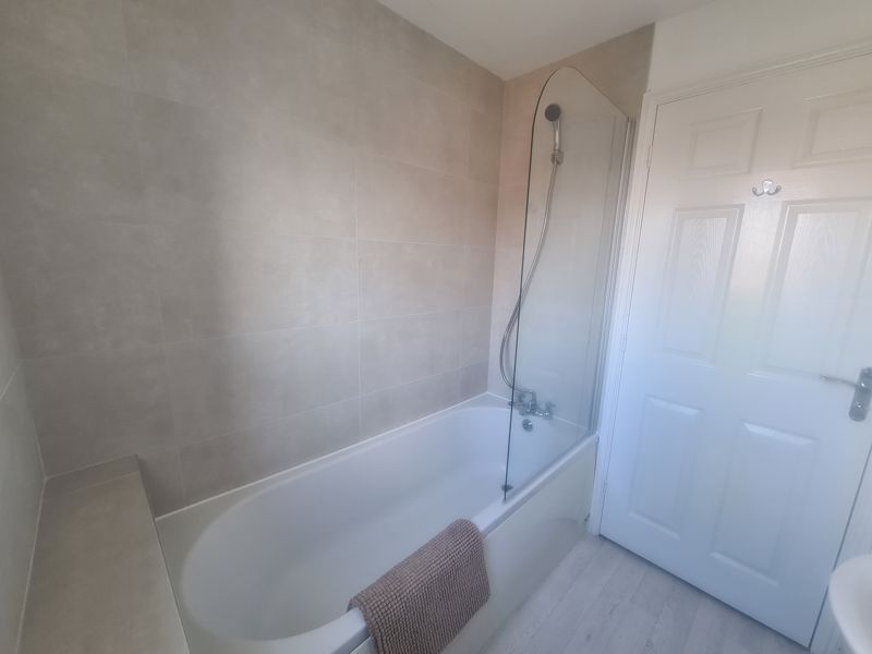 3 bed house for sale in Riverdale Road, Ollerton, NG22 13