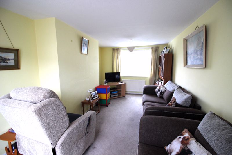 3 bed house for sale in Cedar Lane, New Ollerton, NG22 4