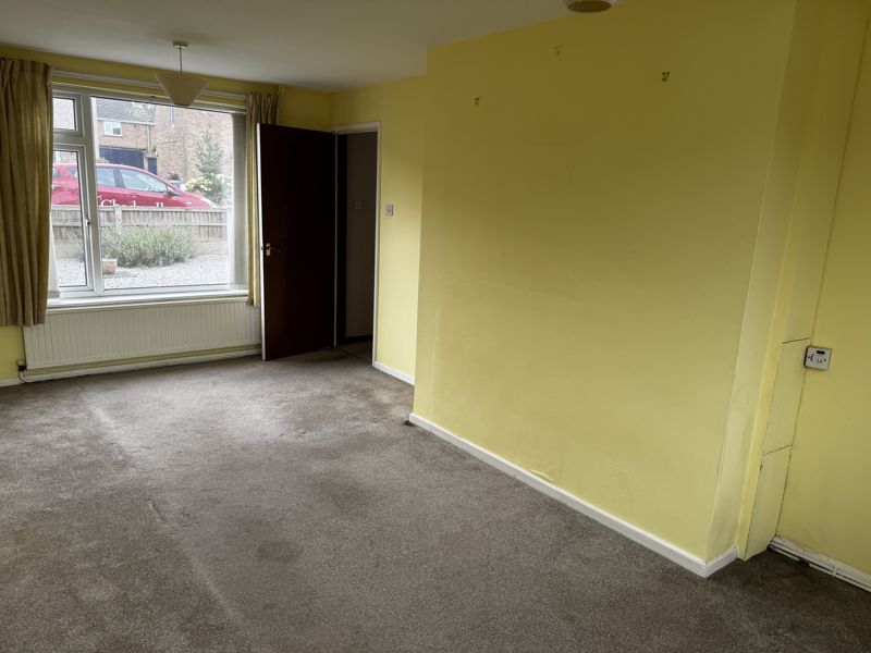 3 bed house for sale in Cedar Lane, New Ollerton, NG22  - Property Image 6