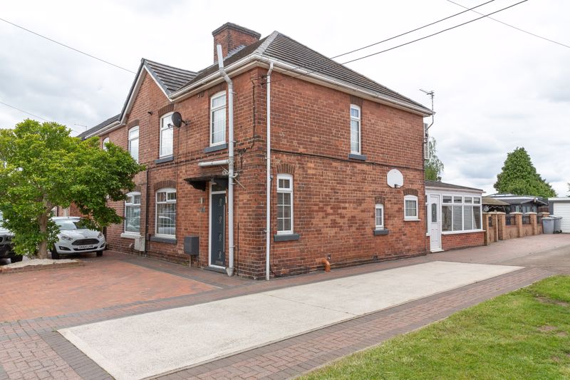 3 bed house for sale in Briar Road, Ollerton, NG22  - Property Image 4