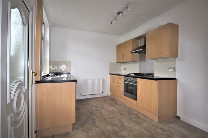 3 bed house to rent in Poplar Street, Ollerton, NG22  - Property Image 3