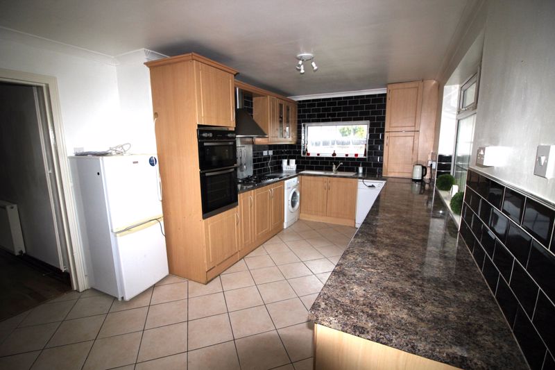 3 bed house for sale in Petersmith Drive, Ollerton , NG22 6