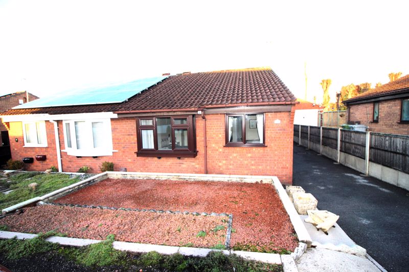 2 bed bungalow for sale in St Peters Close, New Ollerton, NG22 2