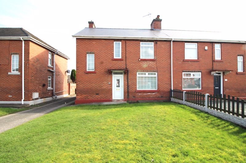 3 bed house for sale in Main Road, Boughton, NG22 1