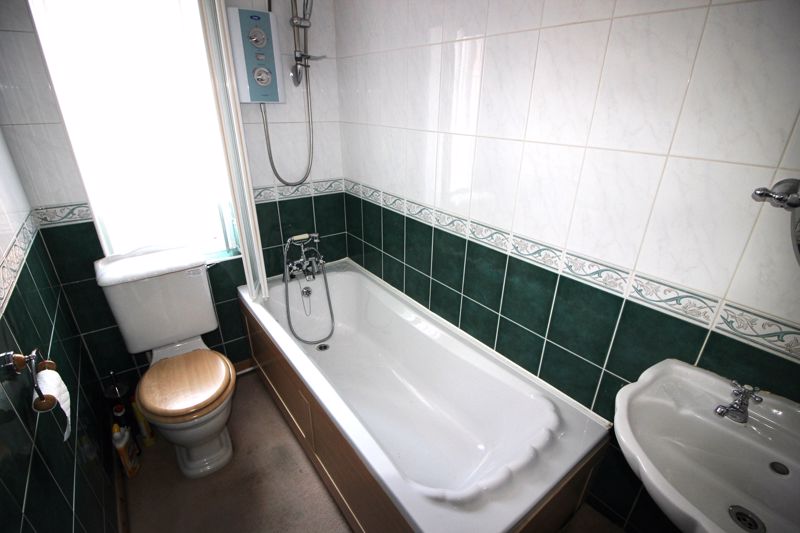 3 bed house for sale in Main Road, Boughton, NG22  - Property Image 14