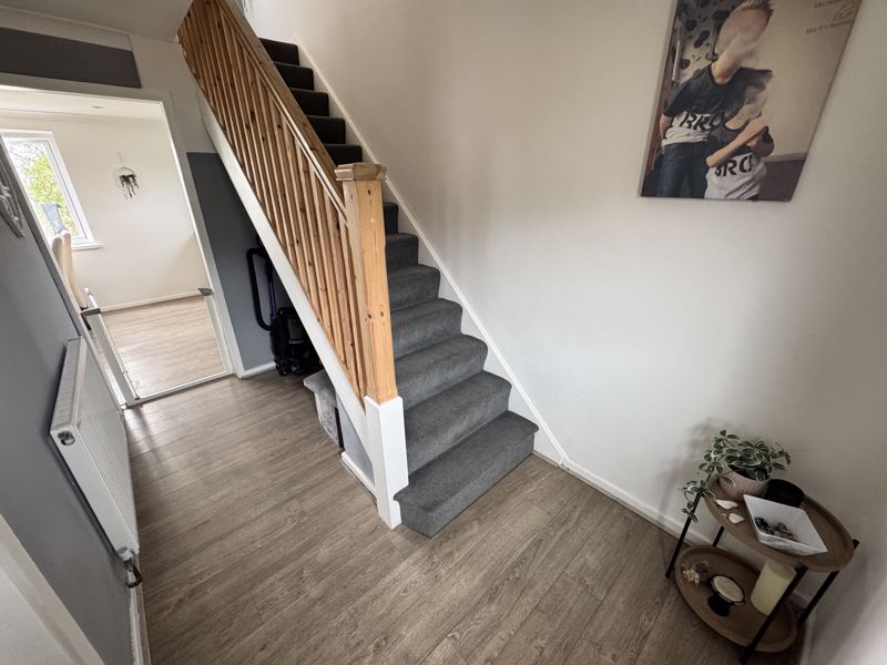 3 bed house for sale in Petersmith Drive, Newark, NG22  - Property Image 2