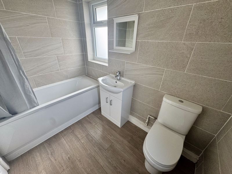 3 bed house for sale in Petersmith Drive, Newark, NG22 13