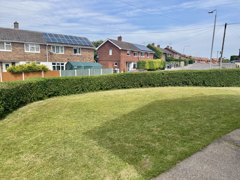3 bed house for sale in Petersmith Drive, Newark, NG22 14