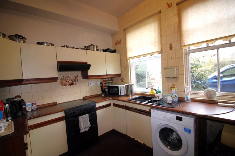 3 bed house for sale in Station Road, Ollerton, NG22  - Property Image 4