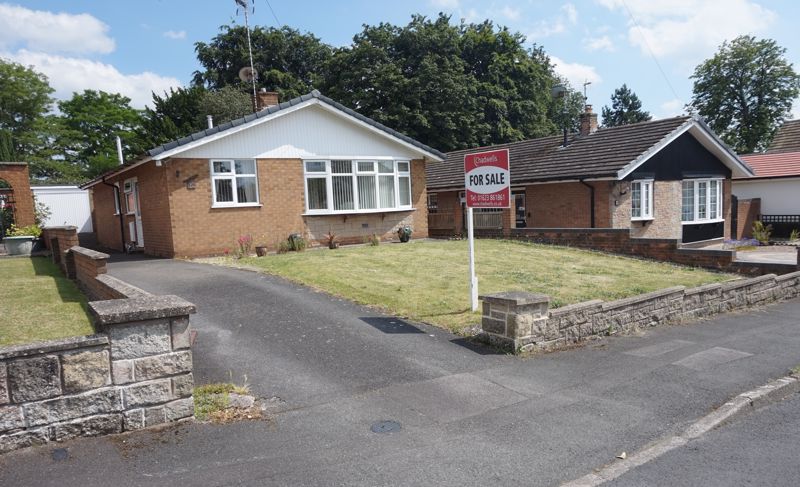 3 bed bungalow for sale in Manor Close, Boughton, NG22 1