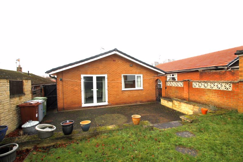 3 bed bungalow for sale in Manor Close, Boughton, NG22 14
