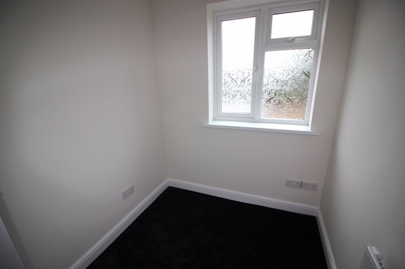 2 bed house to rent in Mansfield Road, MANSFIELD, NG21 8