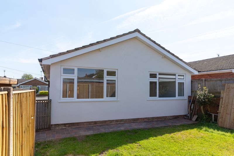 3 bed bungalow for sale in Highfields Drive, Bilsthorpe, NG22  - Property Image 14