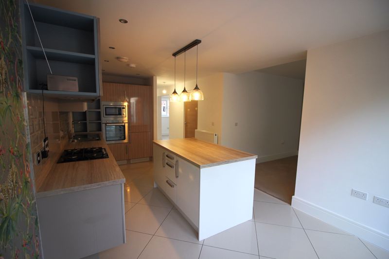 3 bed house to rent in Kingfisher Way, Ollerton, NG22  - Property Image 4