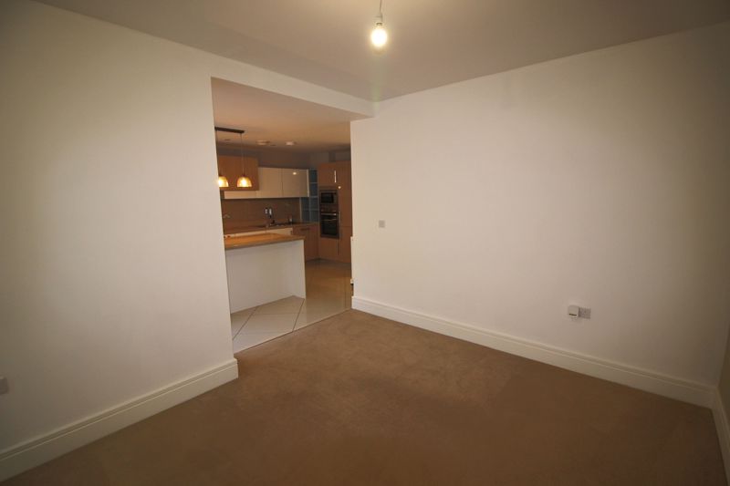 3 bed house to rent in Kingfisher Way, Ollerton, NG22  - Property Image 7