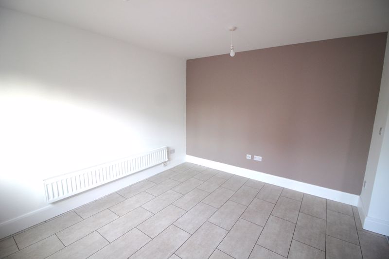 3 bed house to rent in Kingfisher Way, Ollerton, NG22  - Property Image 9