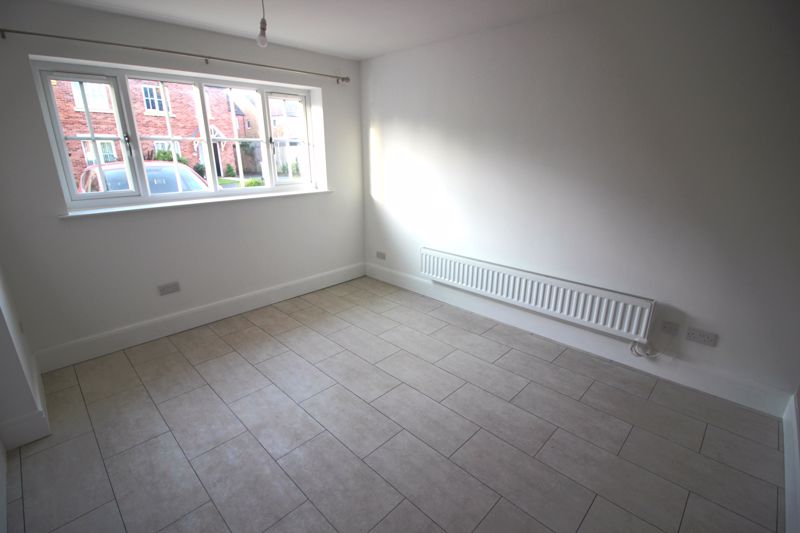 3 bed house to rent in Kingfisher Way, Ollerton, NG22  - Property Image 10
