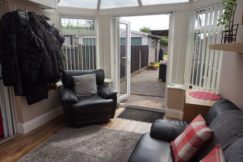 3 bed house for sale in Larch Road, Ollerton, NG22 13