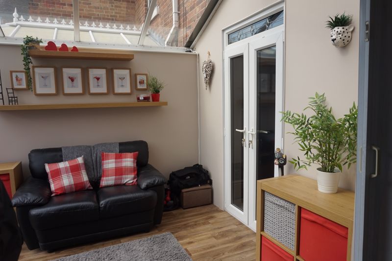 3 bed house for sale in Larch Road, Ollerton, NG22 14