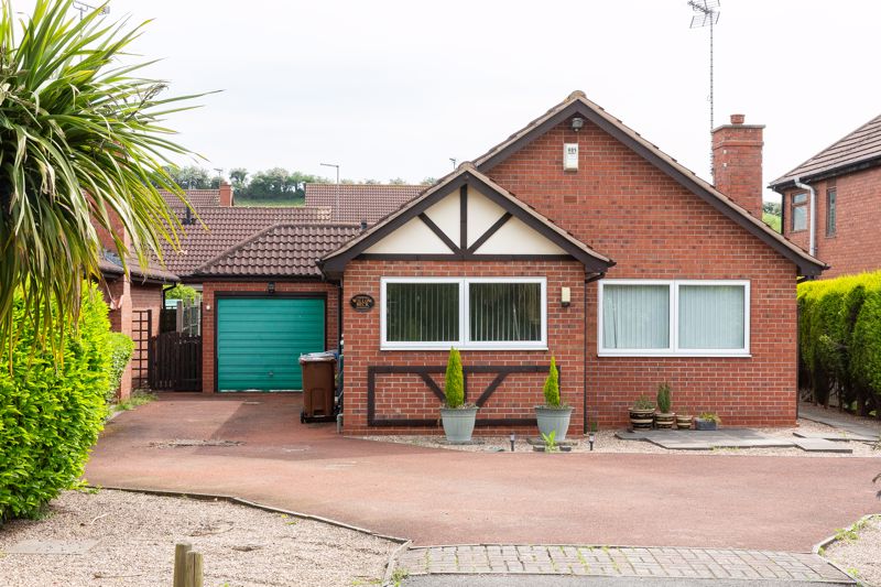 2 bed bungalow for sale in The Furze, Kirton , NG22, NG22