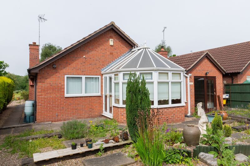 2 bed bungalow for sale in The Furze, Kirton , NG22 8