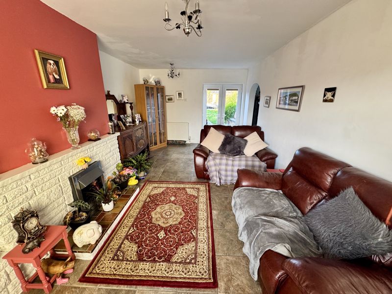 3 bed house for sale in Main Road, Newark, NG22 4