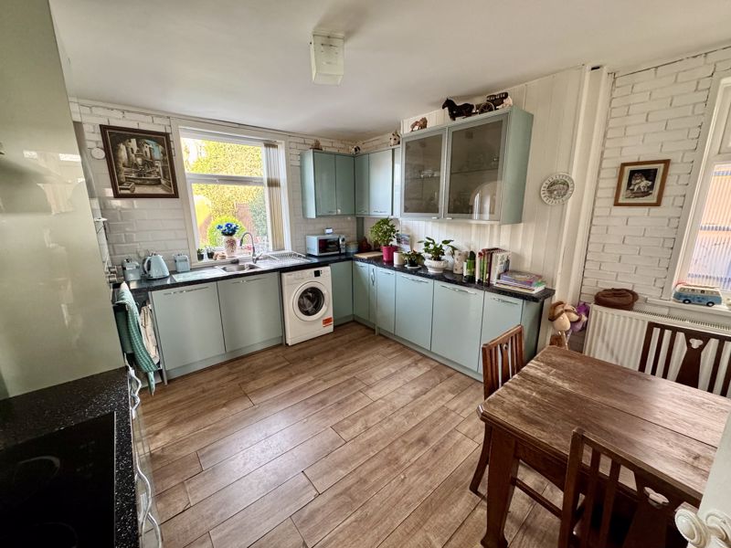 3 bed house for sale in Main Road, Newark, NG22 5