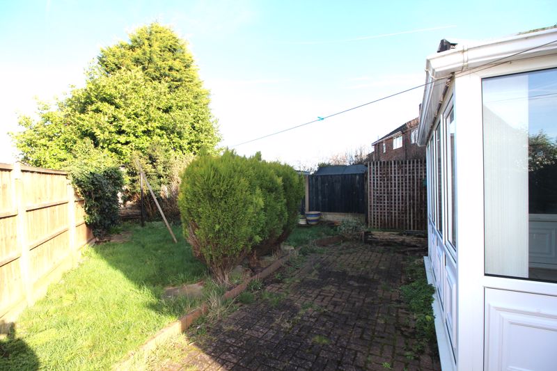 3 bed house for sale in Breck Bank, Ollerton, NG22  - Property Image 14