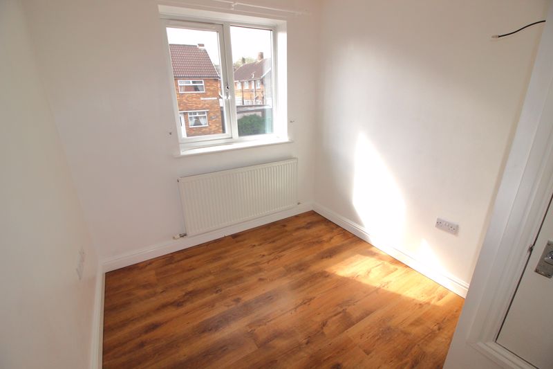 3 bed house for sale in Robin Hood Avenue, Warsop, NG20 13