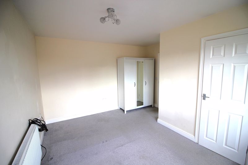 3 bed house for sale in Robin Hood Avenue, Warsop, NG20 9