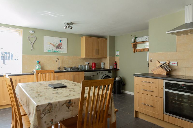 3 bed house for sale in Station Road, Ollerton, NG22  - Property Image 4