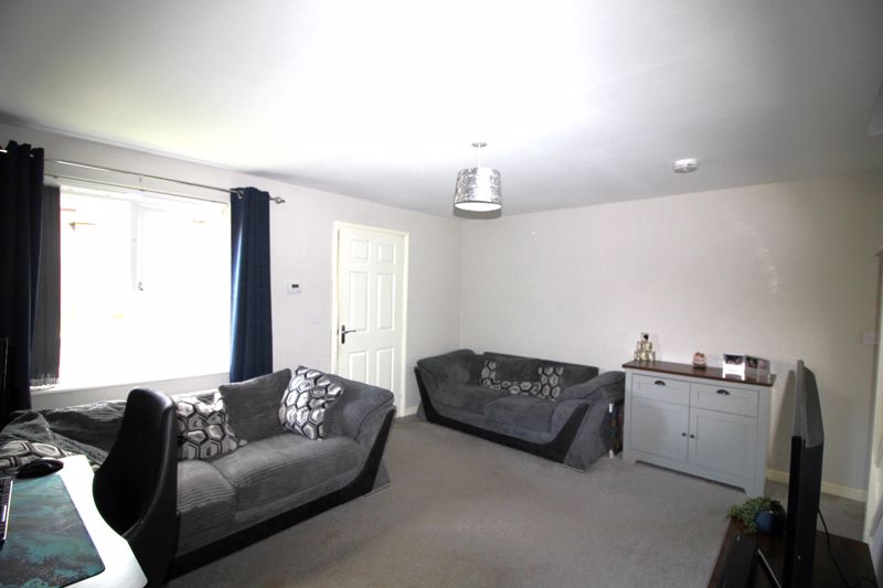 3 bed house for sale in Canary Grove, New Ollerton, NG22 3