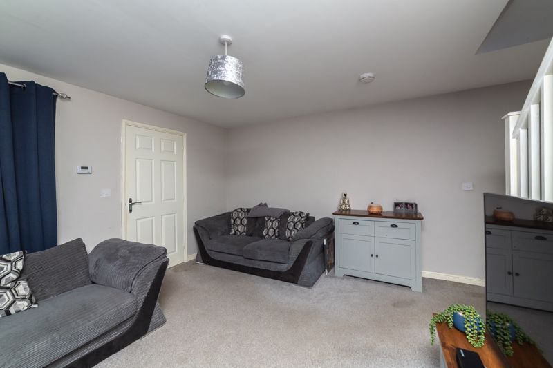 3 bed house for sale in Canary Grove, Ollerton, NG22 5