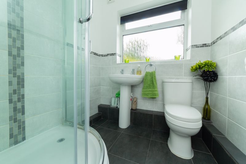 3 bed house for sale in Hardwick Drive, Ollerton, NG22  - Property Image 9