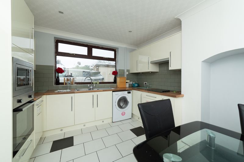 3 bed house for sale in Whinney Lane, New Ollerton, NG22 3