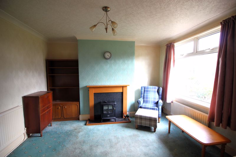 3 bed house for sale in Oak Avenue, Ollerton, NG22  - Property Image 4
