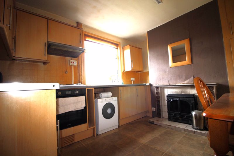 3 bed house for sale in Oak Avenue, Ollerton, NG22 6