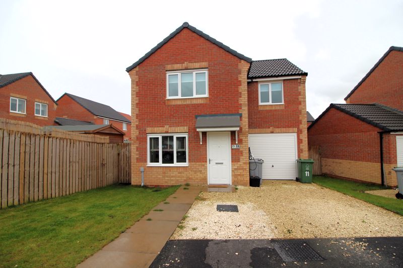3 bed house for sale in Parkgate Close, New Ollerton, NG22 1