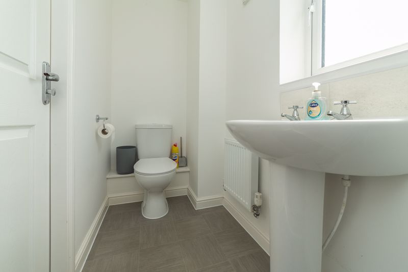 3 bed house for sale in Parkgate Close, Ollerton, NG22 11