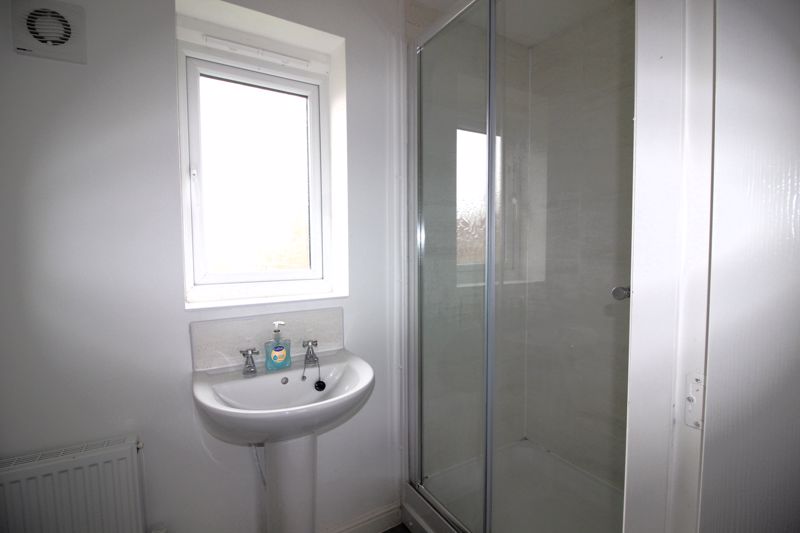 3 bed house for sale in Parkgate Close, New Ollerton, NG22  - Property Image 12