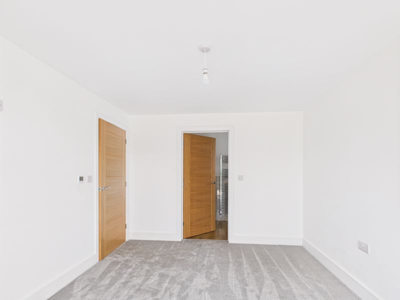 3 bed bungalow for sale in Copper Beech Close, Newark, NG22  - Property Image 7