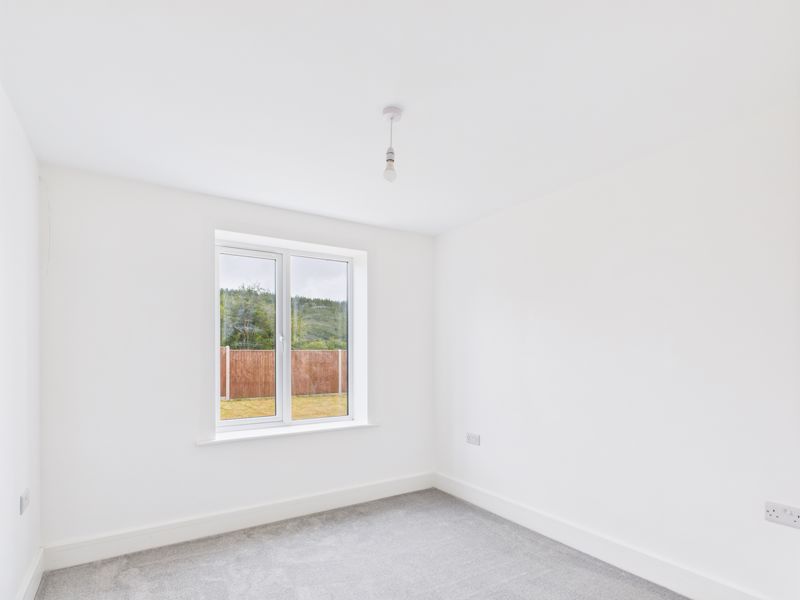 3 bed bungalow for sale in Copper Beech Close, Newark, NG22  - Property Image 10